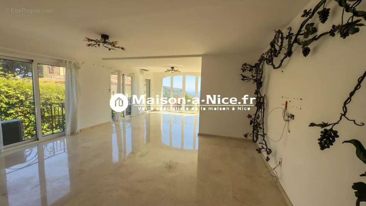 Maison à LA TURBIE
