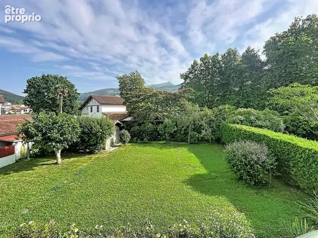 Ascain , Appartement 73 m2 avec garage, parking et jardin - photo 2