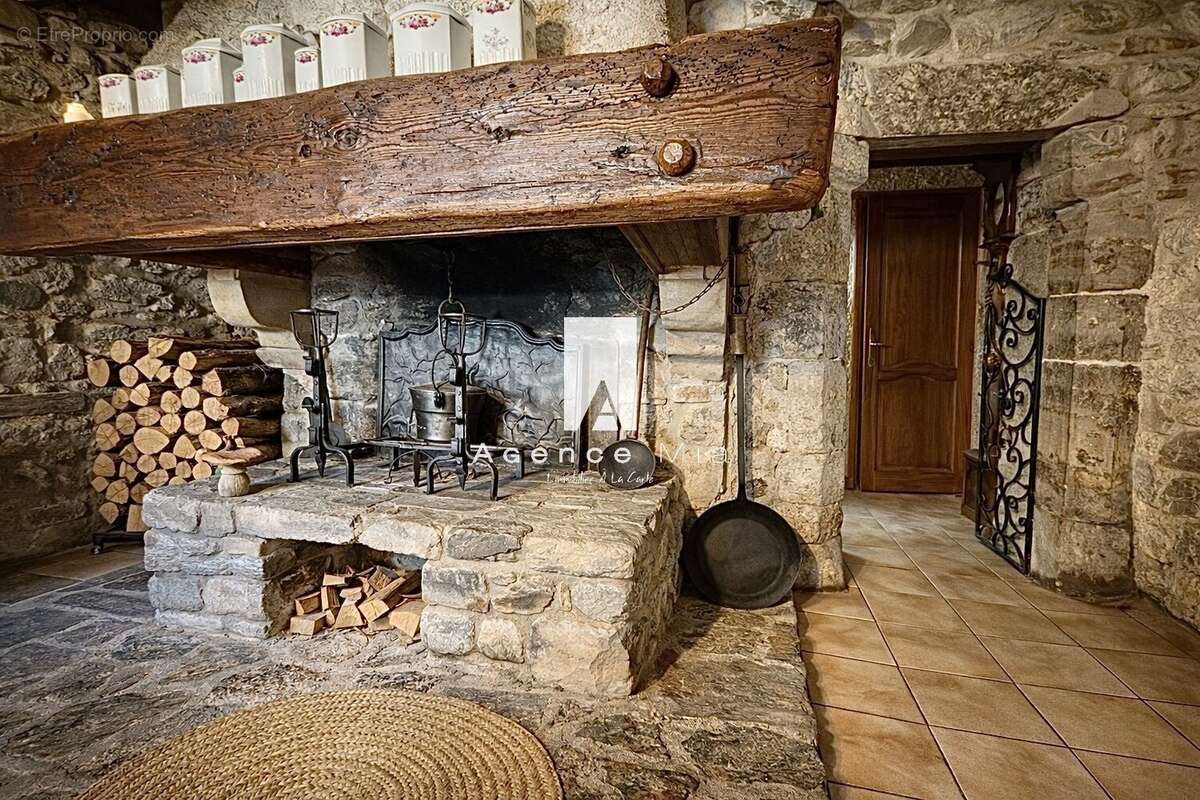 Maison à MARGENCEL