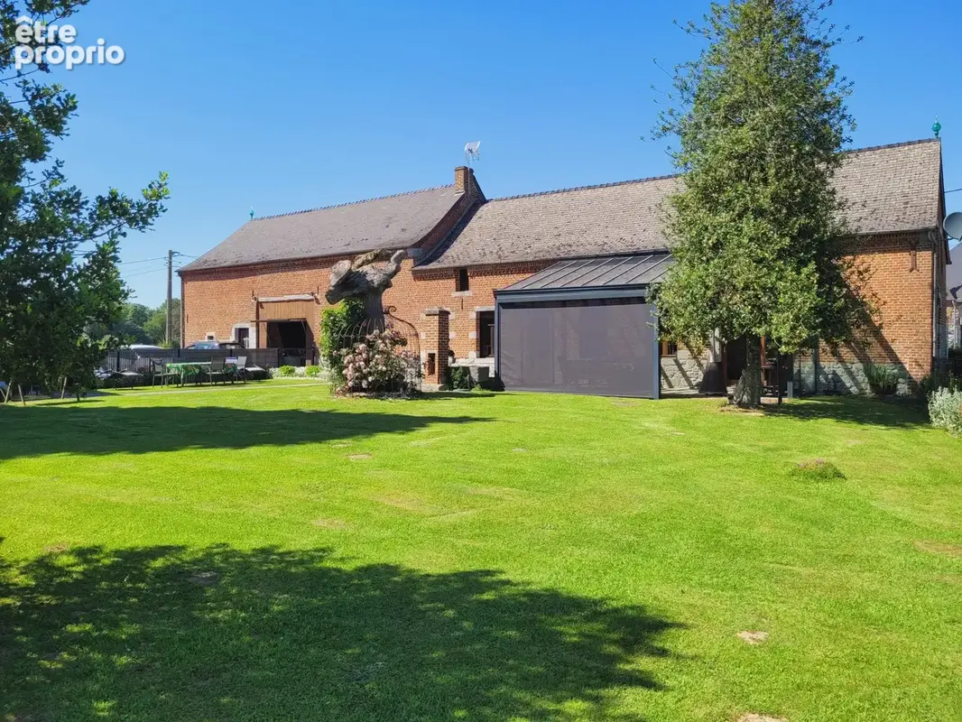 Maison 8 pièces 160 m² à vendre à Solre-Le-Chateau (59740) - photo 2