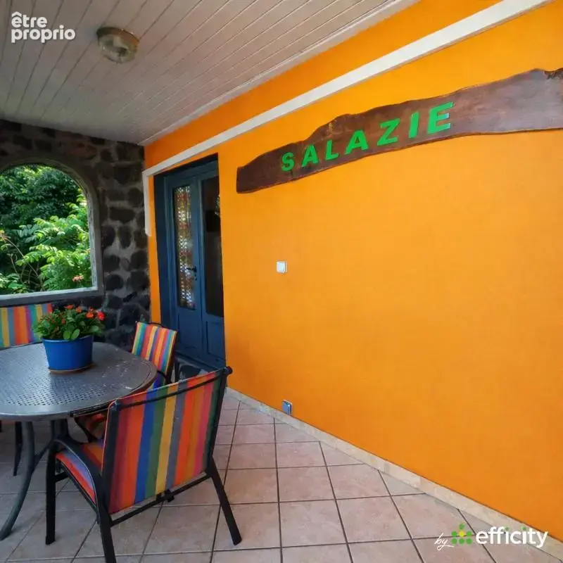 Appartement 9 pièces 270 m² à vendre à Saint-Pierre (97432) - photo 8