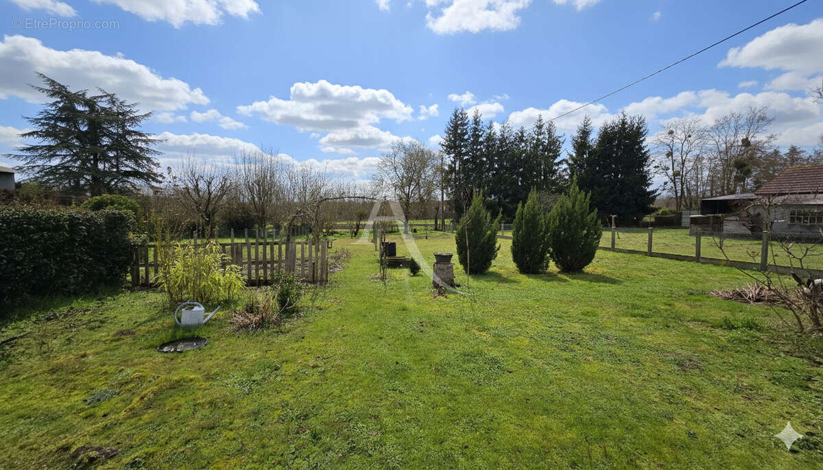 Maison à NOYERS-SUR-CHER