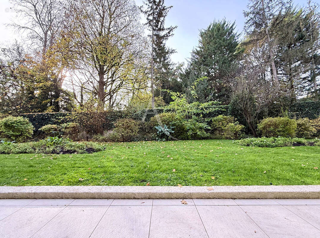 Appartement à NOGENT-SUR-MARNE