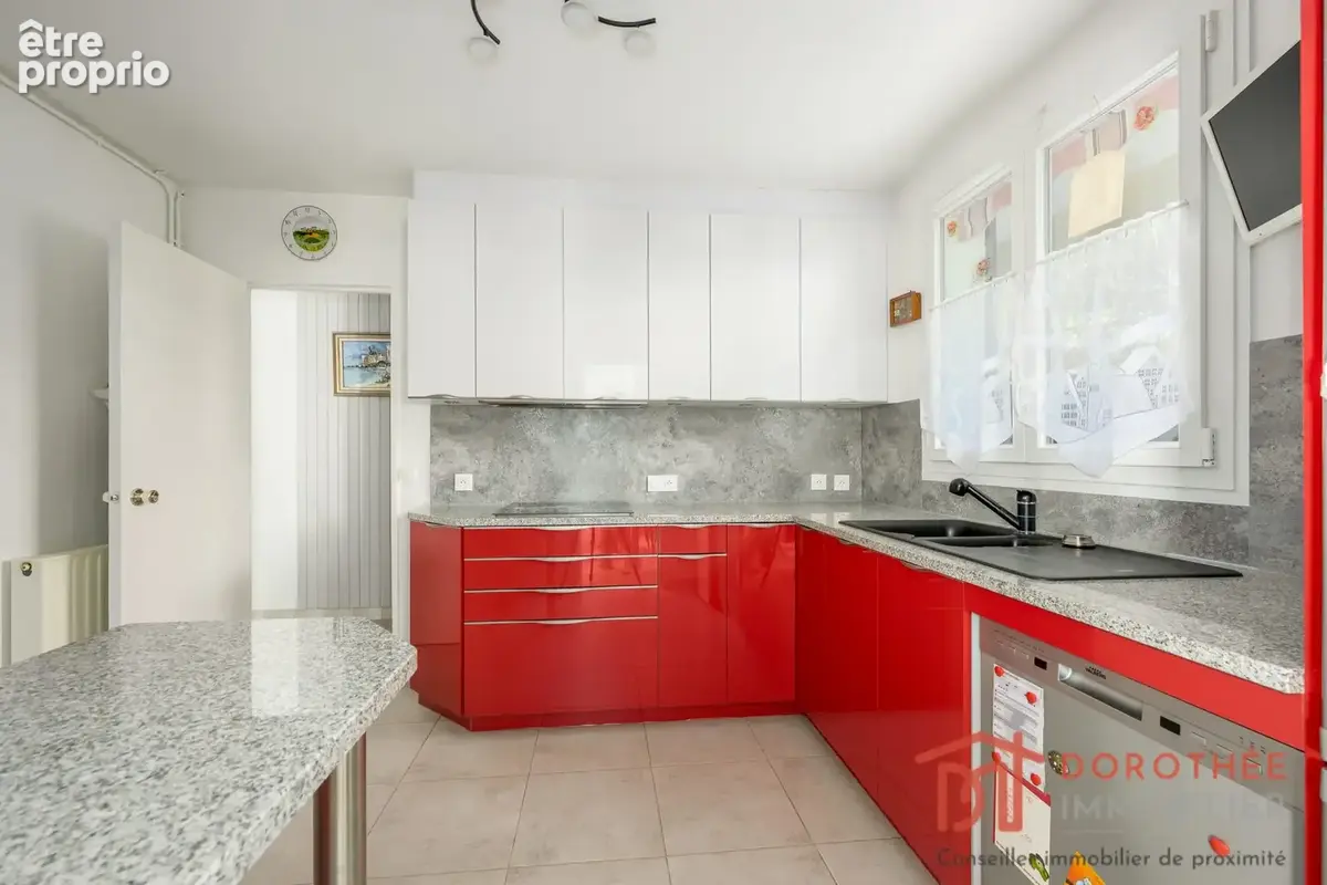 Maison 8 pièces 215 m² à vendre à Villecresnes (94440) - photo 7