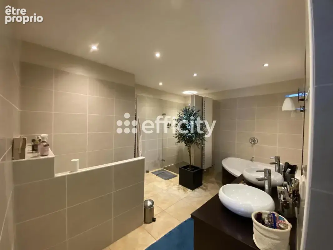 Maison 5 pièces 149 m² à vendre à Saint-Etienne (42100) - photo 22