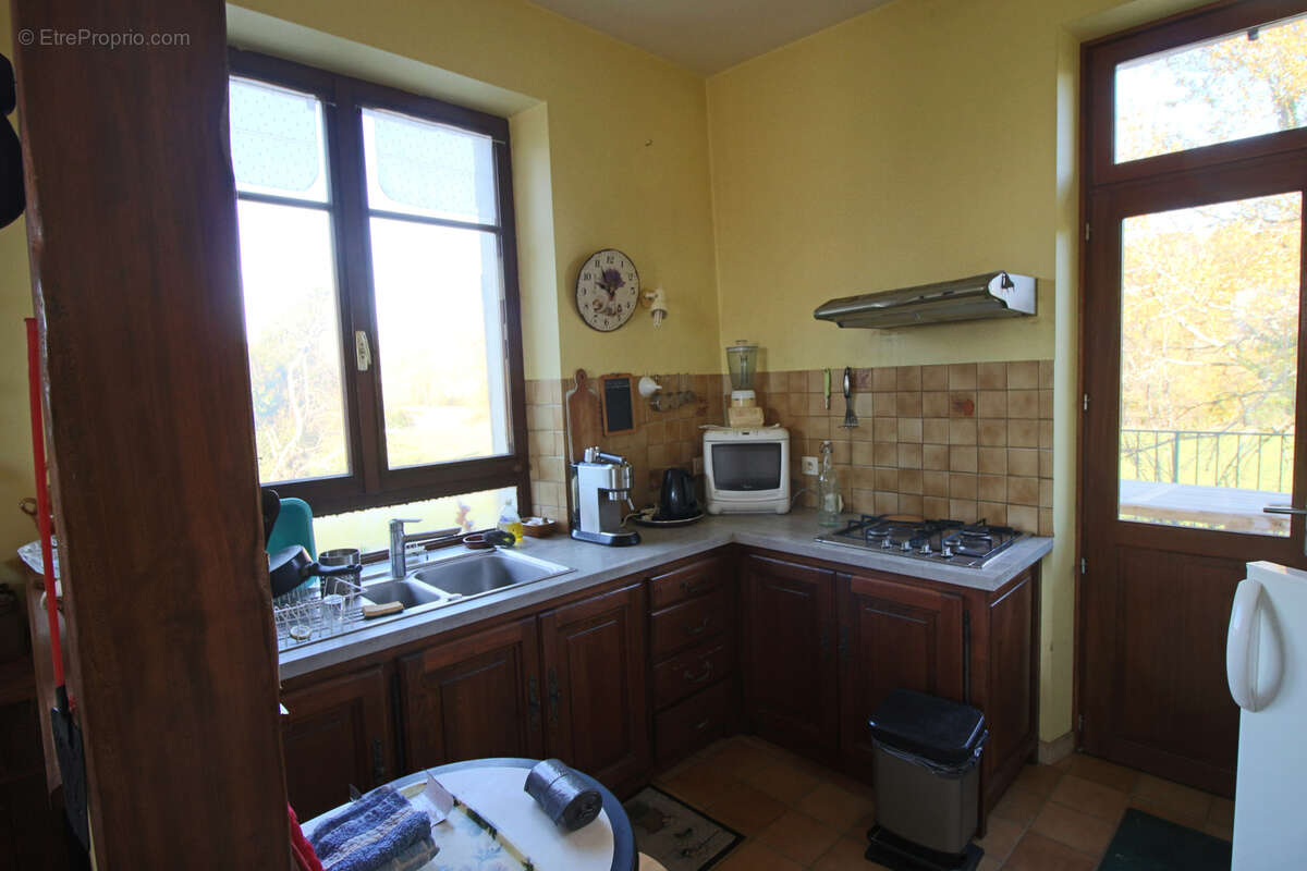 Maison à PUY-L'EVEQUE