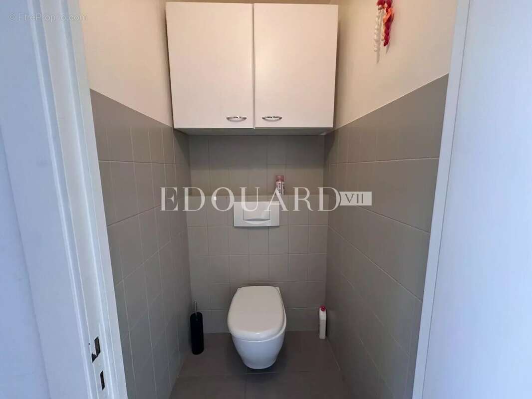 Appartement à ROQUEBRUNE-CAP-MARTIN
