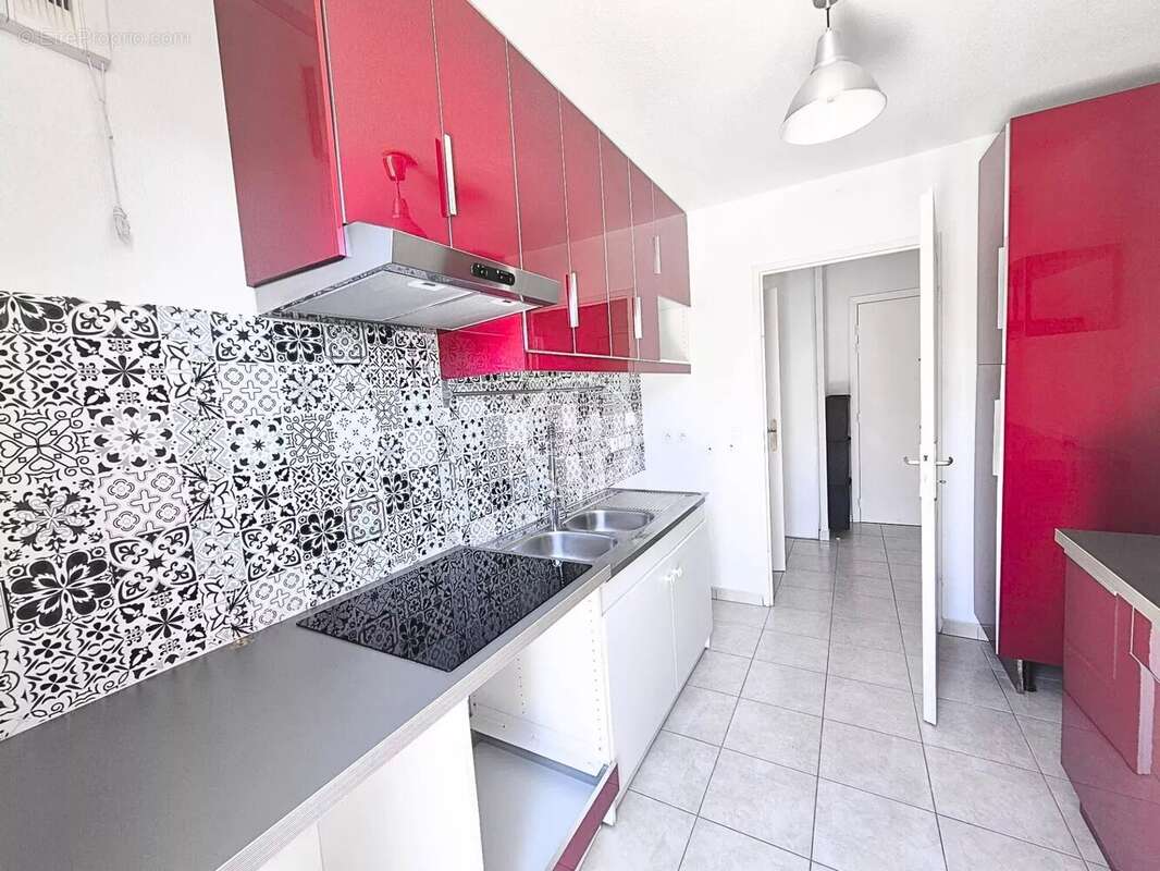 Appartement à FREJUS