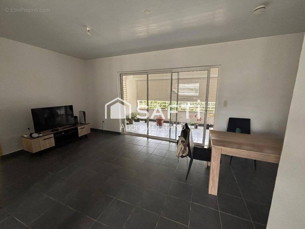 Photo 1 - Appartement à CAYENNE