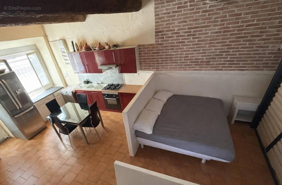 Maison à ESCALES