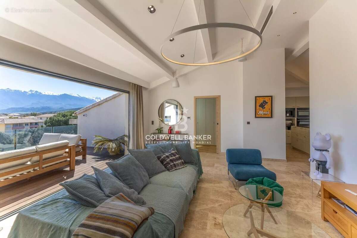 Appartement à CALVI