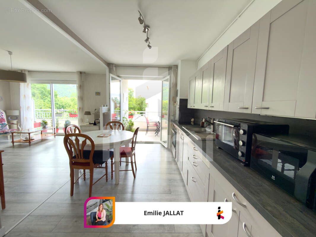 MEYLAN   T2 de 61 m2 avec terrasse, ascenseur, cave - photo 6
