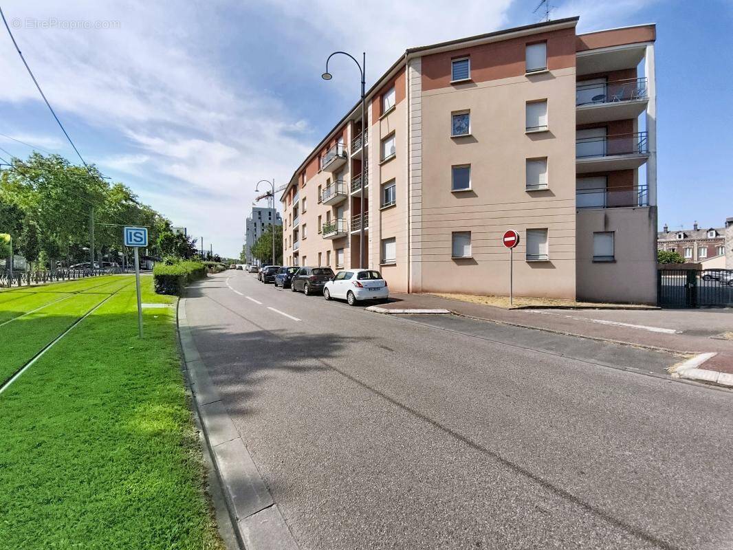 Appartement à LE PETIT-QUEVILLY