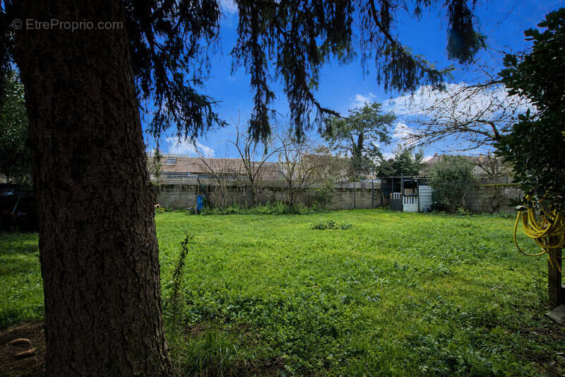 Maison de ville 5/6 pièces à vendre à CHATELLERAULT (86) - photo 3