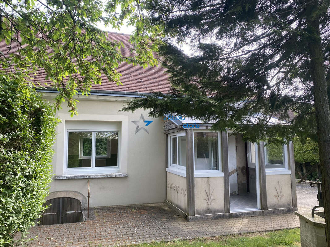 Maison à SAINT-LONGIS