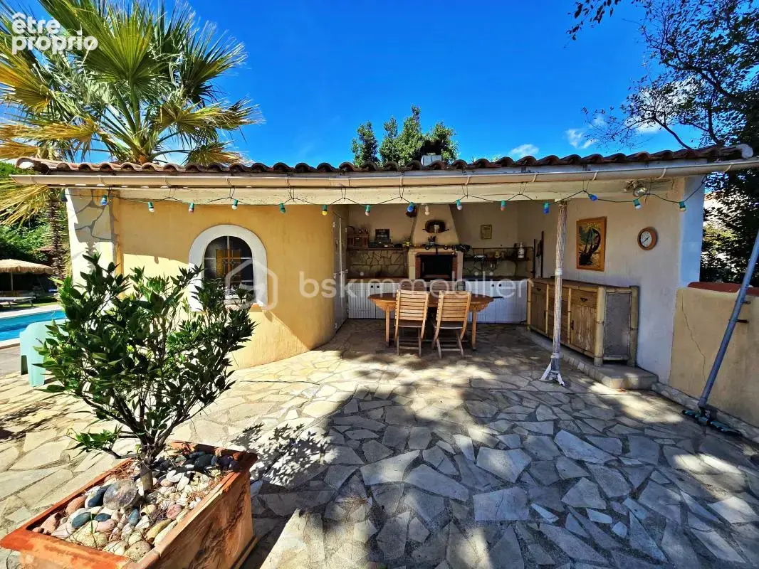 A saisir, Quartier recherché de St Jean – Maison d'Architecte 5 pièces, 3 chambres – 140 m² - Terrain 895m² - Annexes, cuisine d - photo 15
