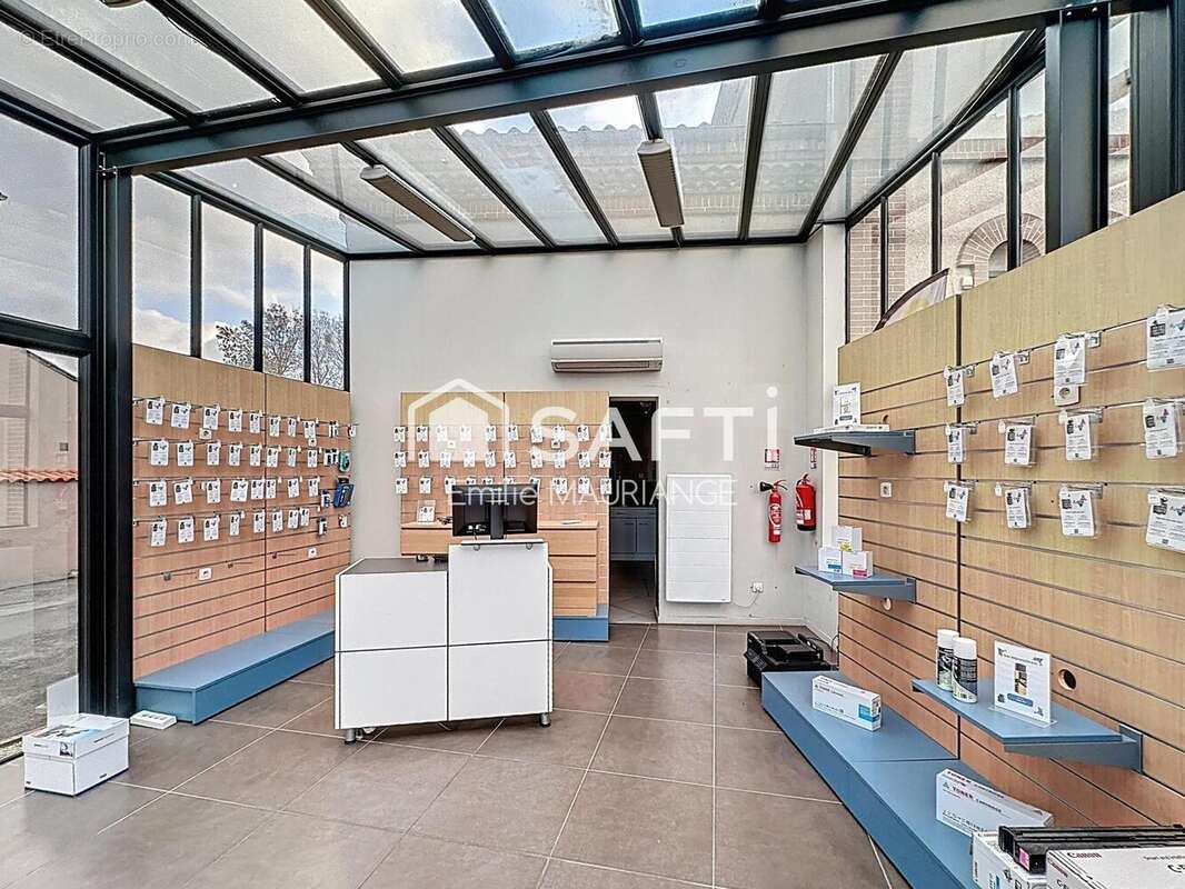 Photo 2 - Commerce à CHOLET