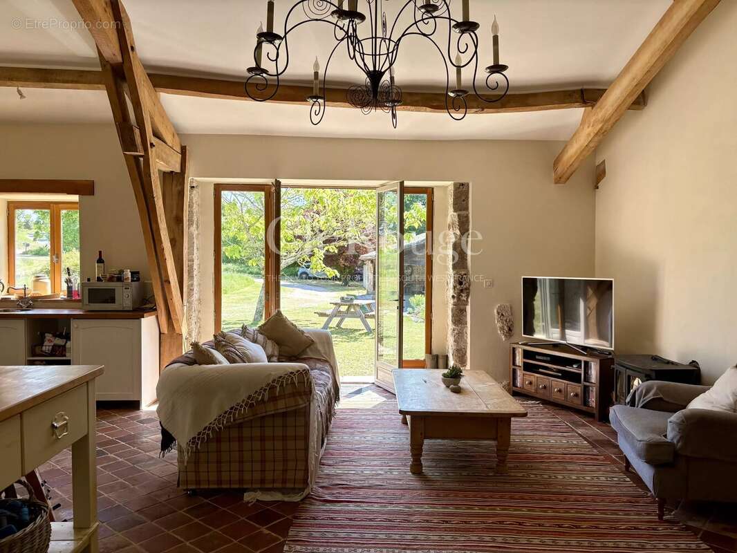 Maison à EYMET