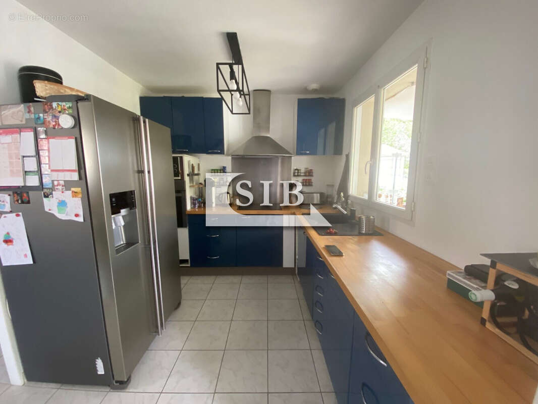 Maison à LEUVILLE-SUR-ORGE