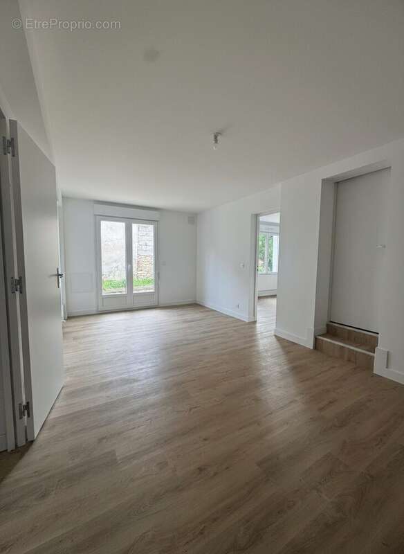 Maison 120 m² à Chateau-Renault  - photo 7