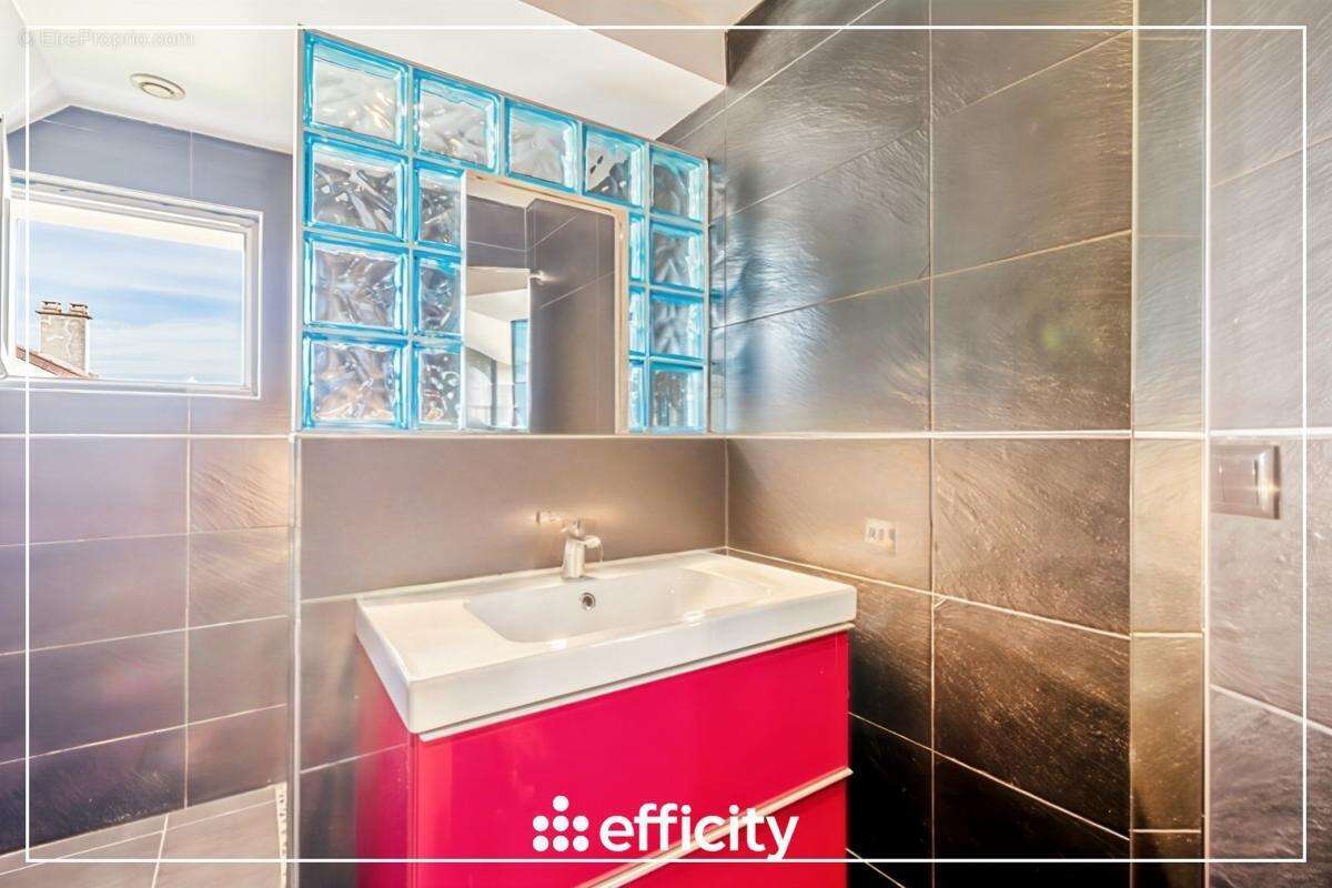 Maison à CHAMPIGNY-SUR-MARNE