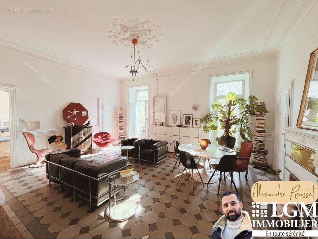 Appartement à NIMES