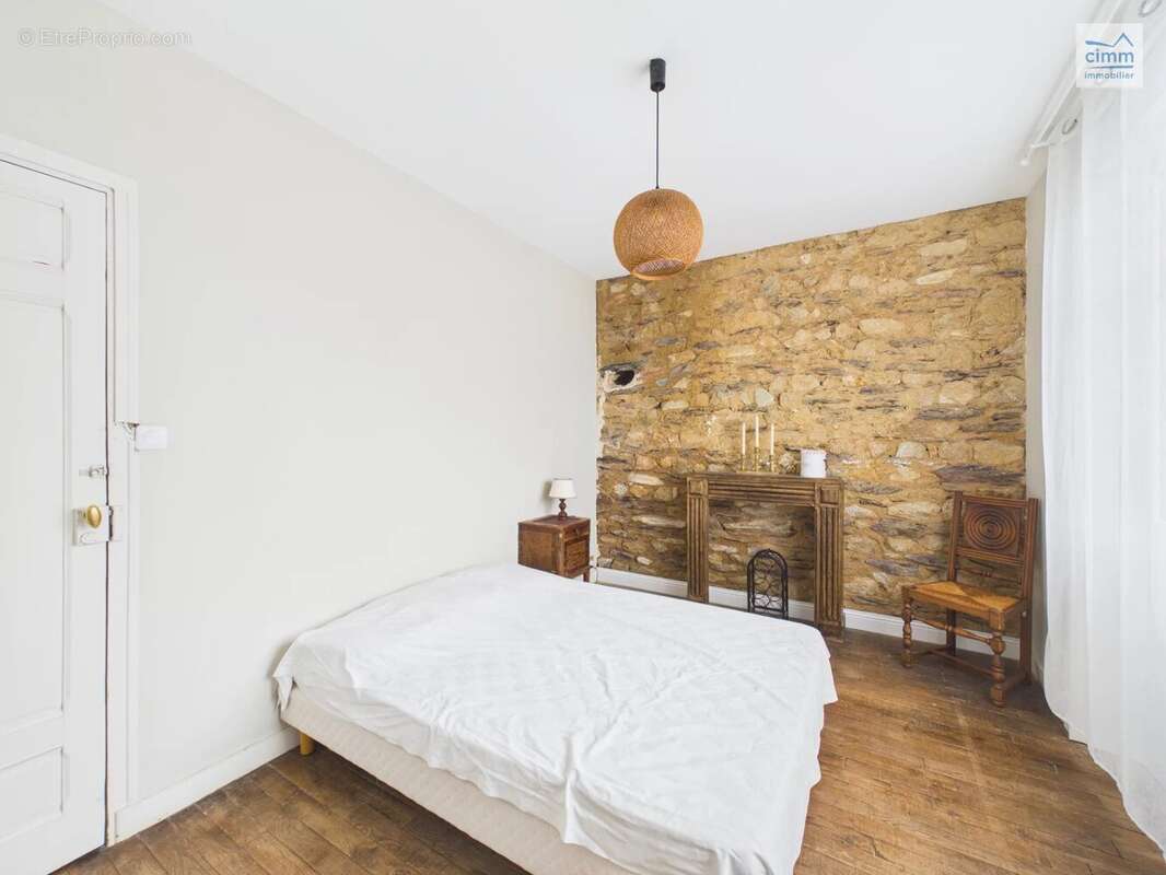 Maison à LES BRULAIS