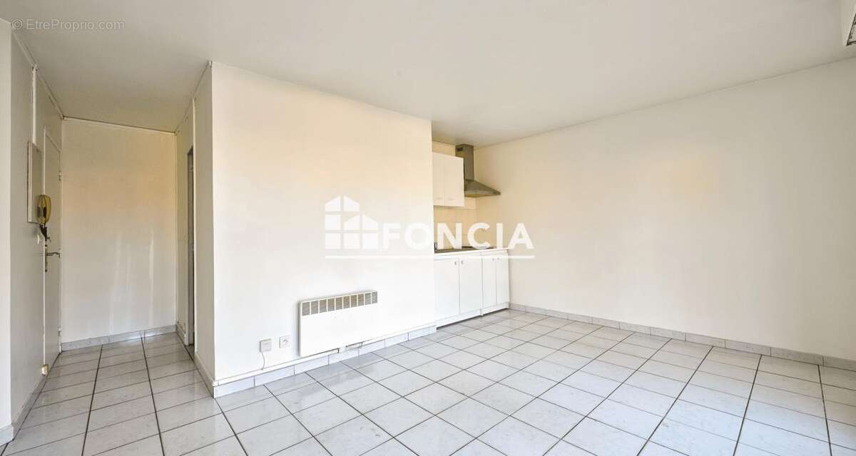 A ACHETER : un appartement T2 de 30 m2 avec son rez-de-jardin privatif de 24 m2 + place de parking à Meulan-en-yvelines (78250). - photo 12