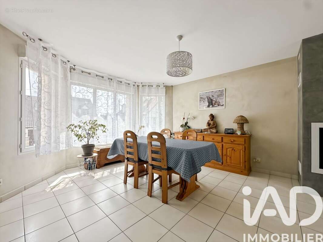 Photo 8 - Maison à CHELLES