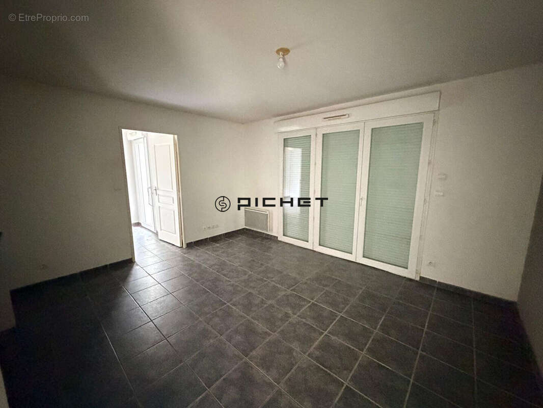 Appartement à MARTIGNAS-SUR-JALLE