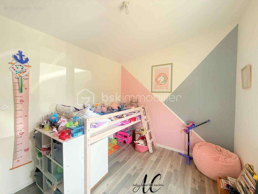 Maison à CHATEAUNEUF-SUR-SARTHE