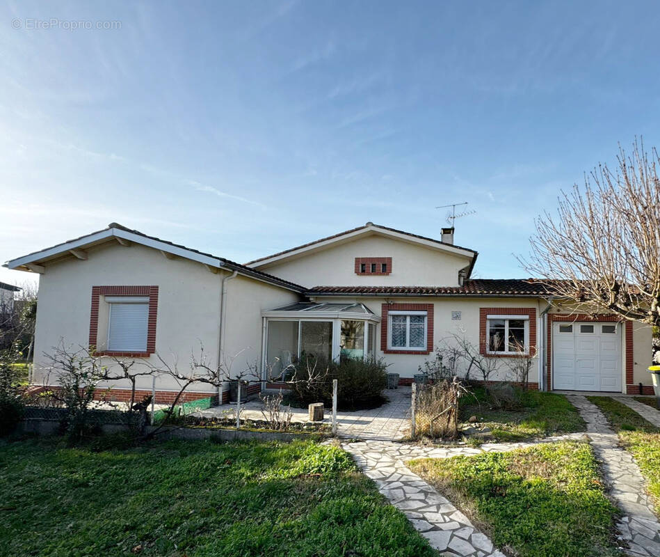 Maison à VILLENEUVE-TOLOSANE
