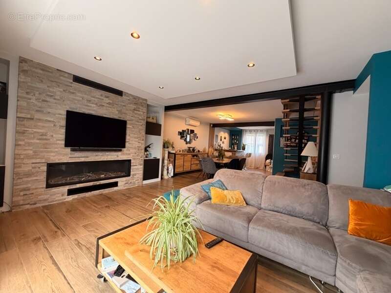 Maison à LUCE