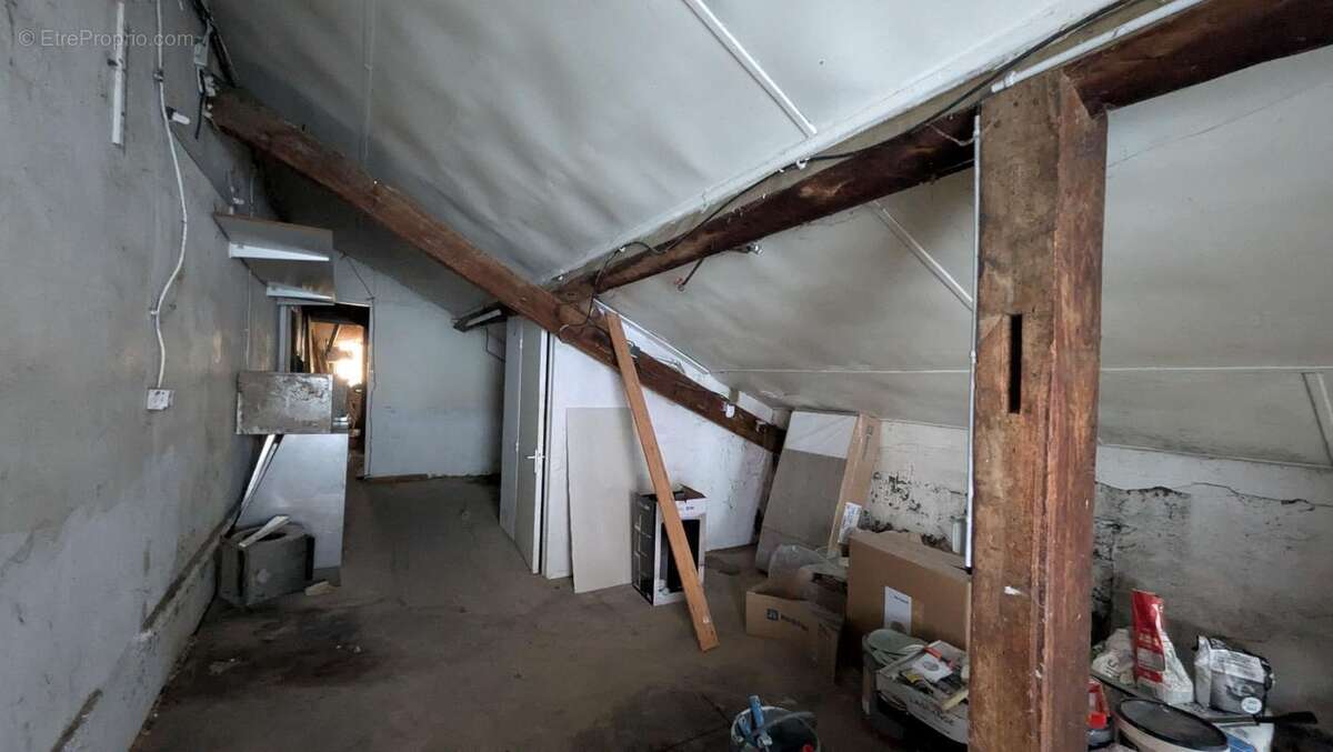 Appartement à LES AVENIERES