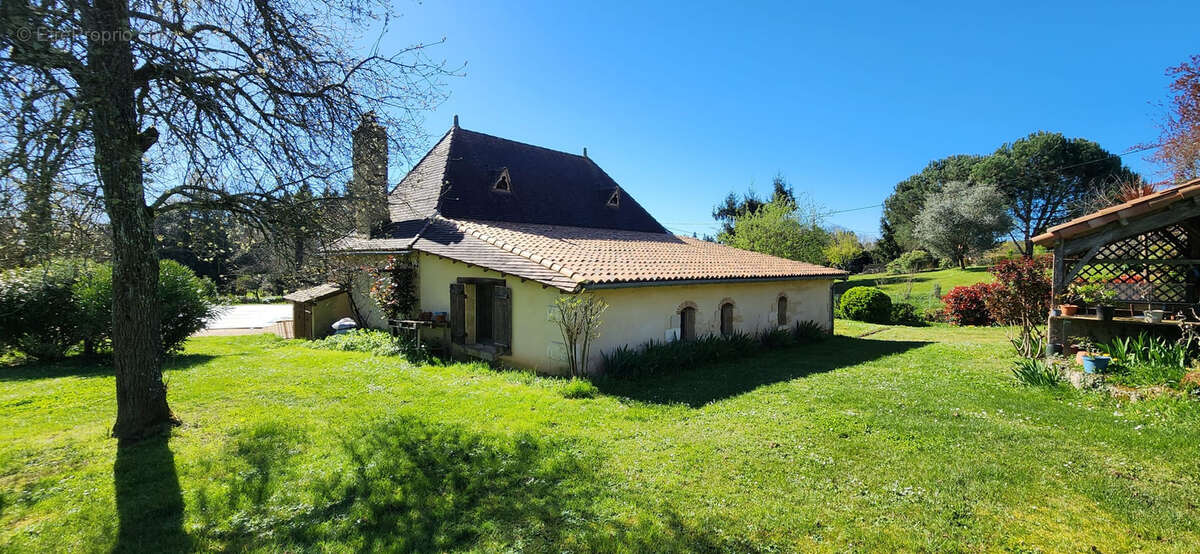 Maison à SAINT-SAUVEUR