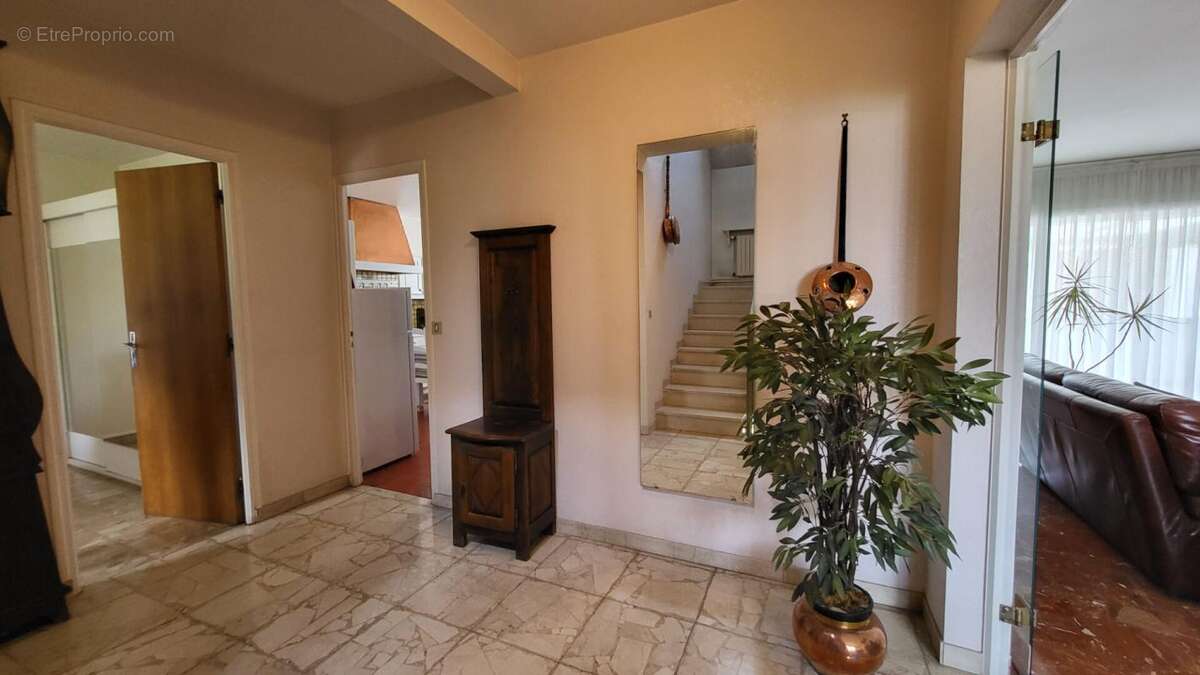 Maison à SAINT-QUENTIN