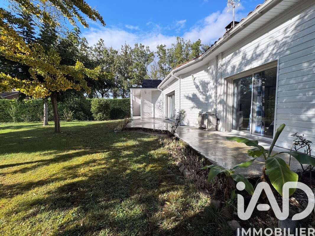 Photo 2 - Maison à SAINT-ETIENNE-DE-TULMONT