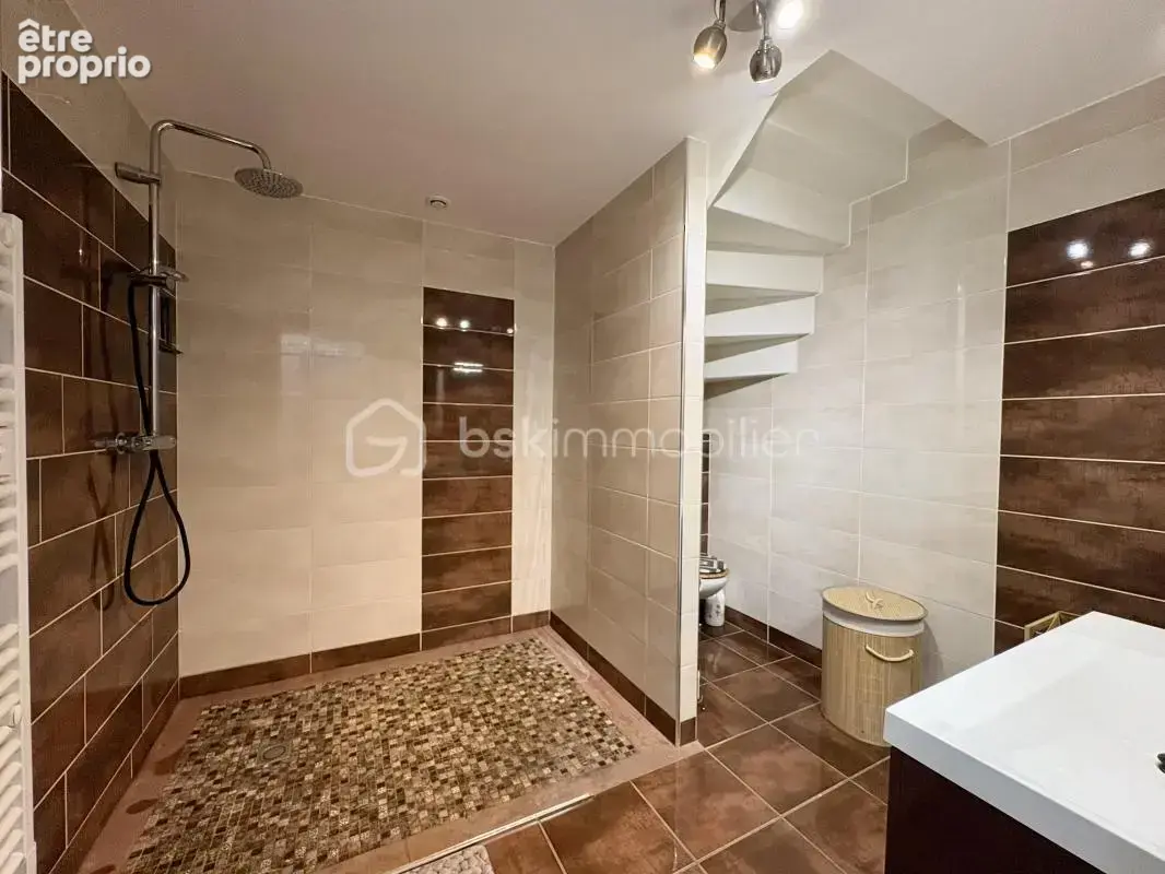 Villa récente 3 chambres avec piscine, jacuzzi et vue Canigou - photo 10