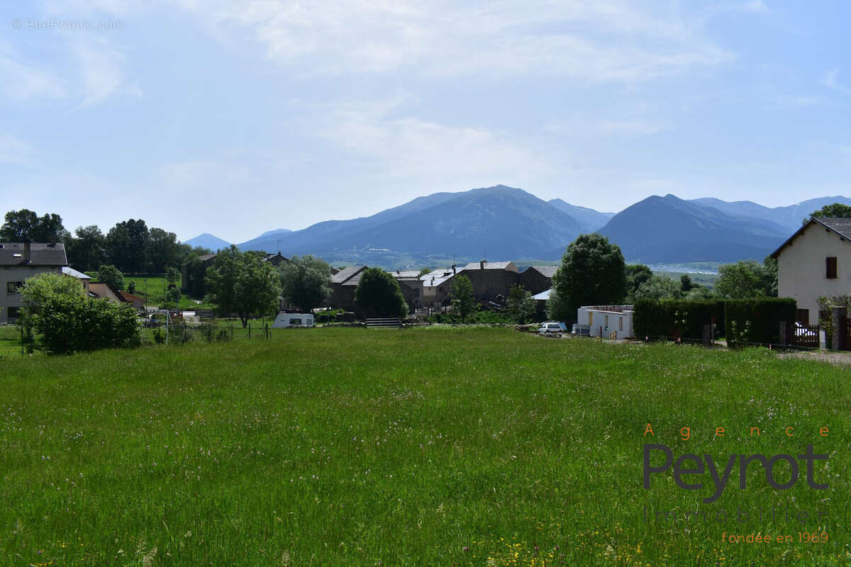 Terrain 3671 m² à Font-Romeu-Odeillo-Via  - photo 2