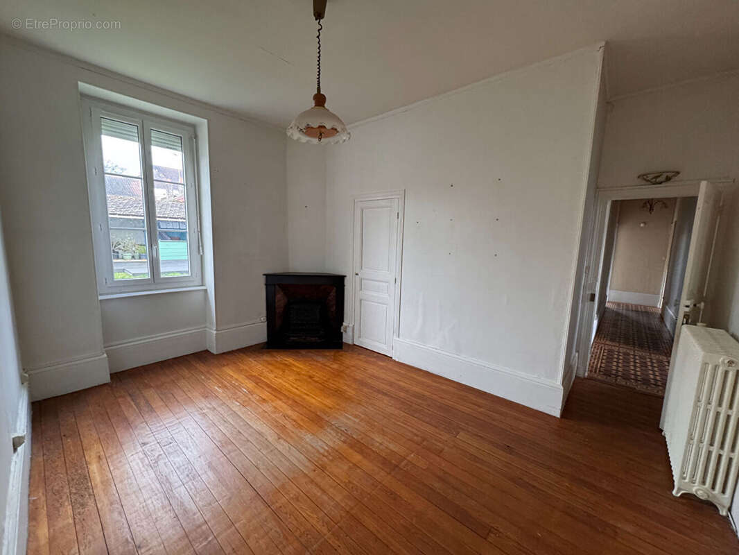 Appartement à LE CREUSOT