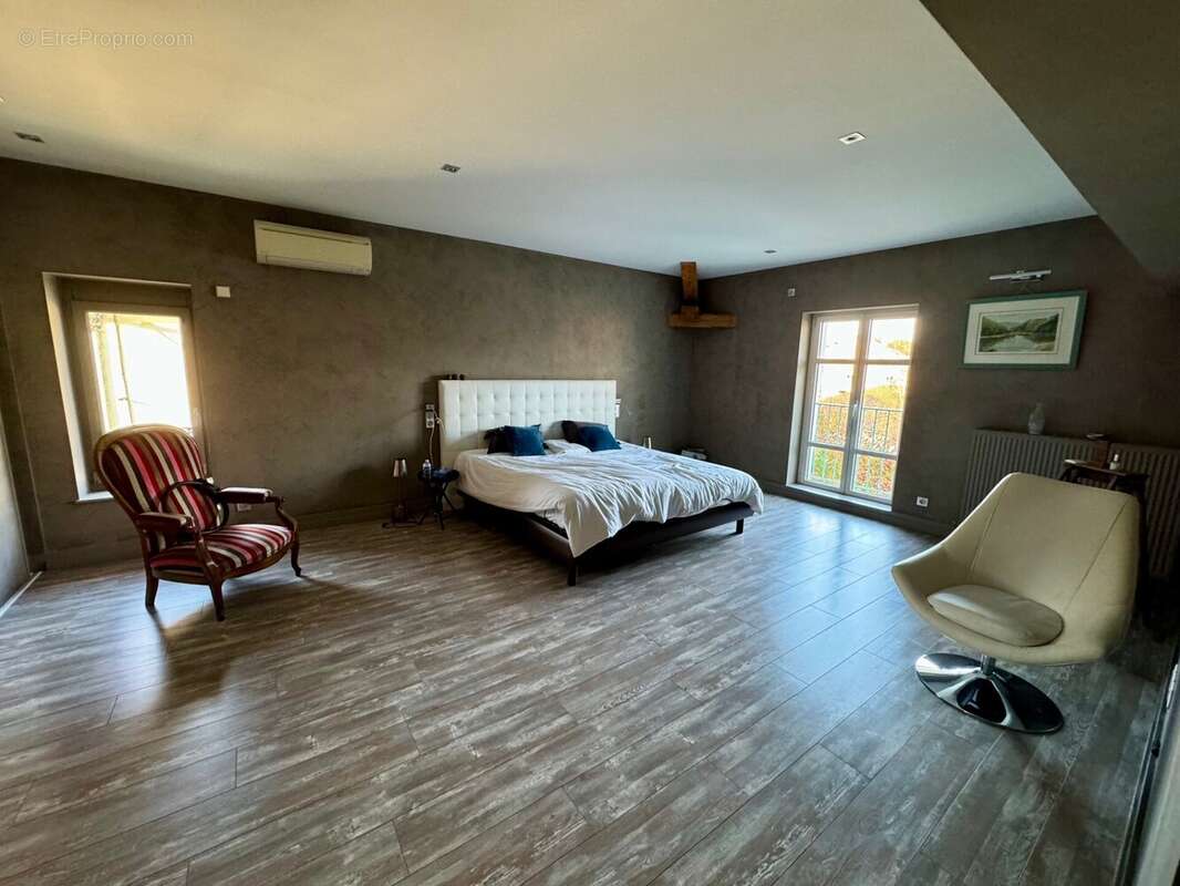 Maison à BOURG-EN-BRESSE