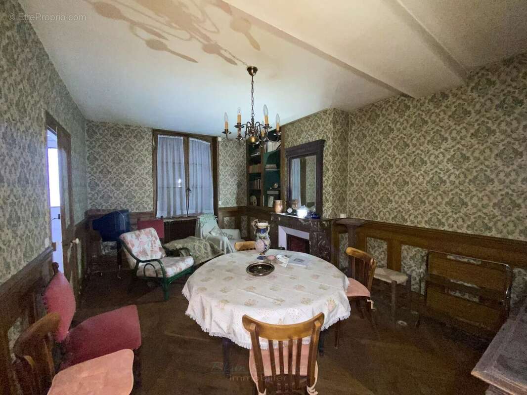 Maison à DAMMARIE-SUR-LOING