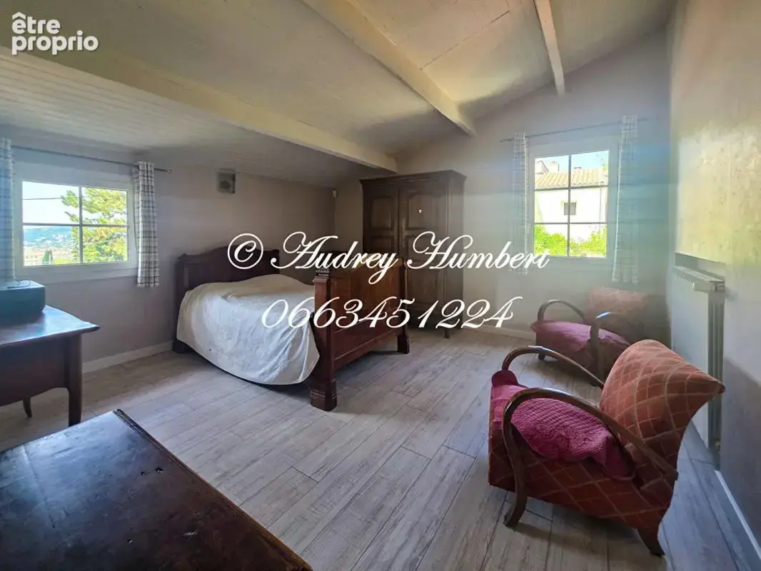 Exclusivité Manosque, Quartier Mont d'Or / Colombier,  Belle villa familiale de 163 m² , 5 chambres - Jardin clos, Piscine et Pr - photo 14