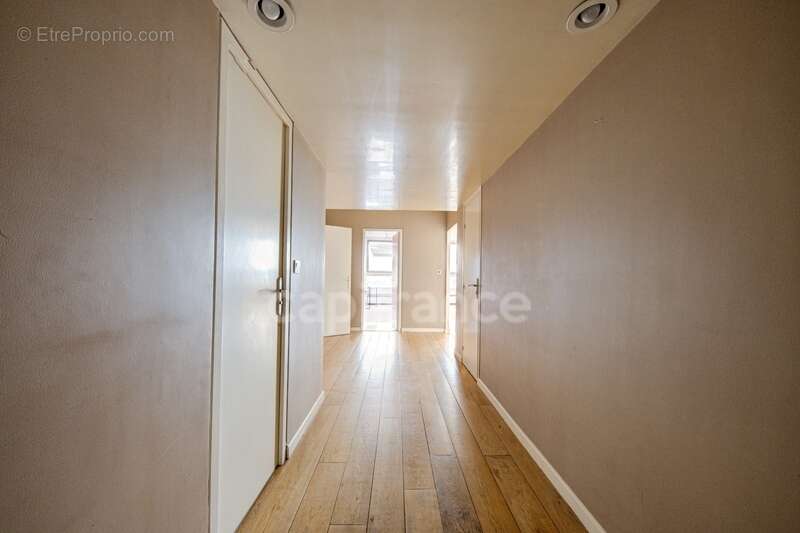 Appartement à PUTEAUX