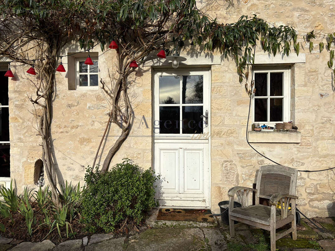 Maison Lamorlaye 6 pièce(s) 186 m2 - photo 2