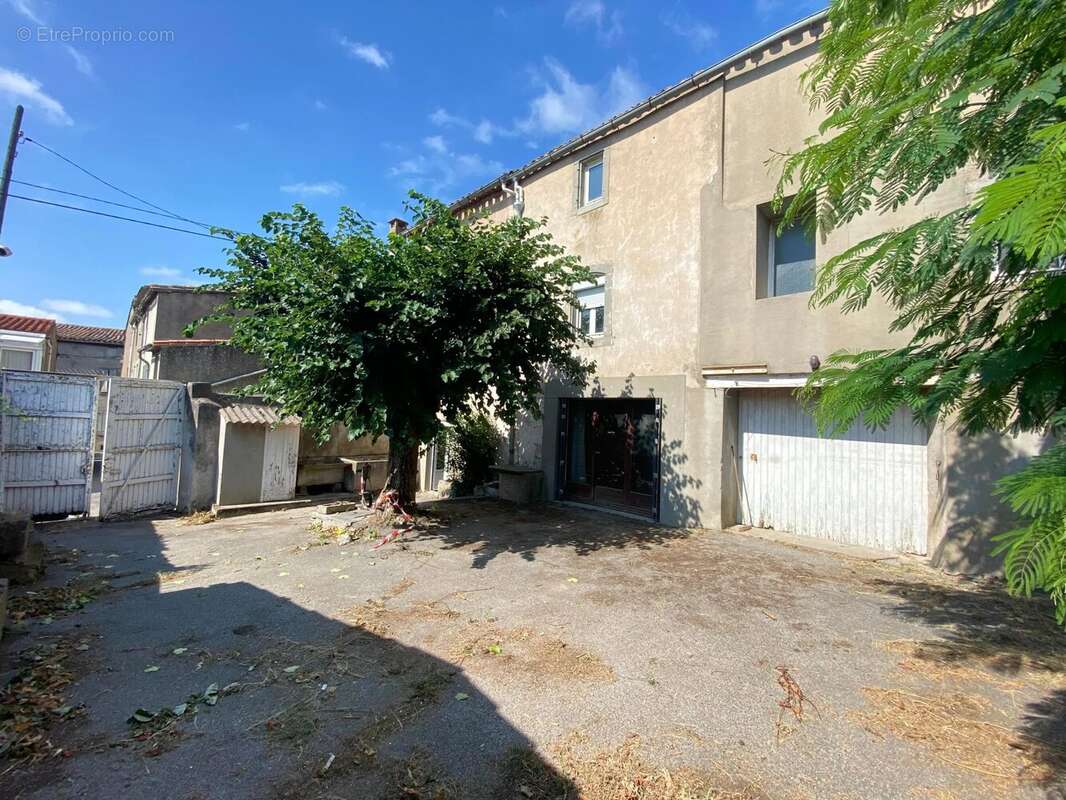 Maison à VILLENEUVE-MINERVOIS