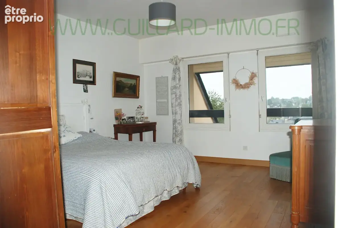 CHATEAUGIRON - Maison 4 chambres et bureaux- terrain 429 m² - photo 6