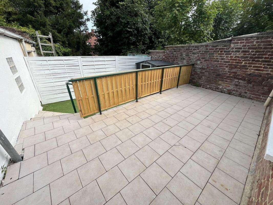  OPPORTUNITÉ INVESTISSEUR : Immeuble de rapport 4 lots avec local commercial !  rentabilité brut 9,9% - photo 4