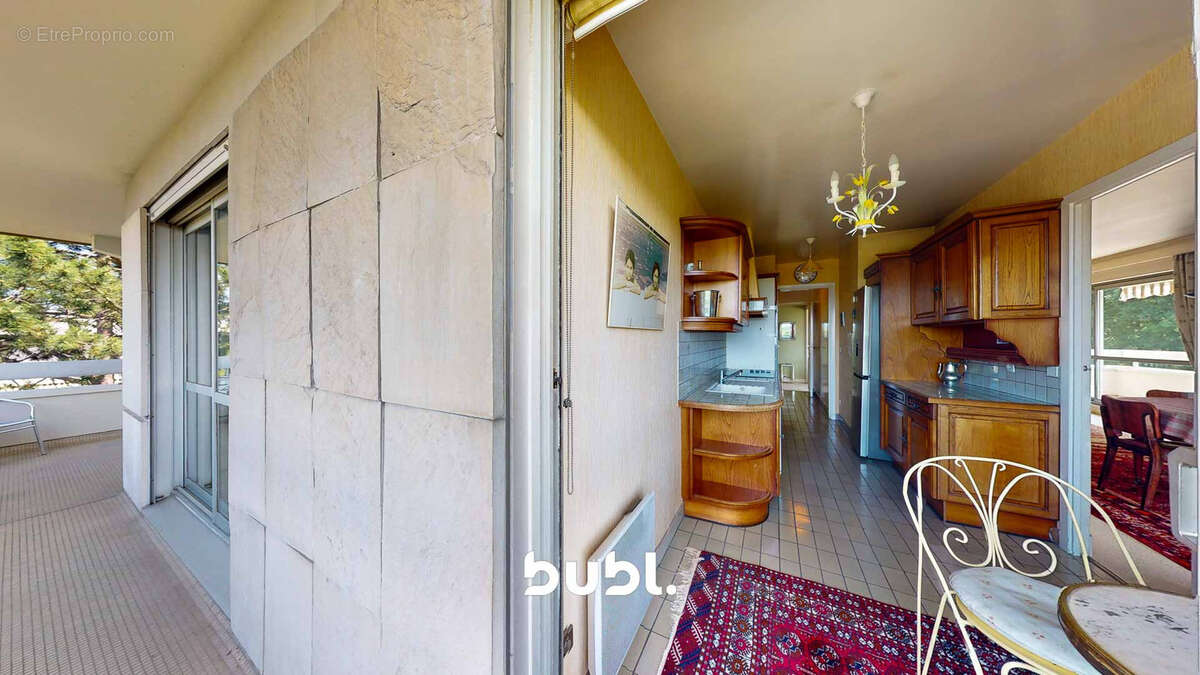 Appartement à BOUGIVAL