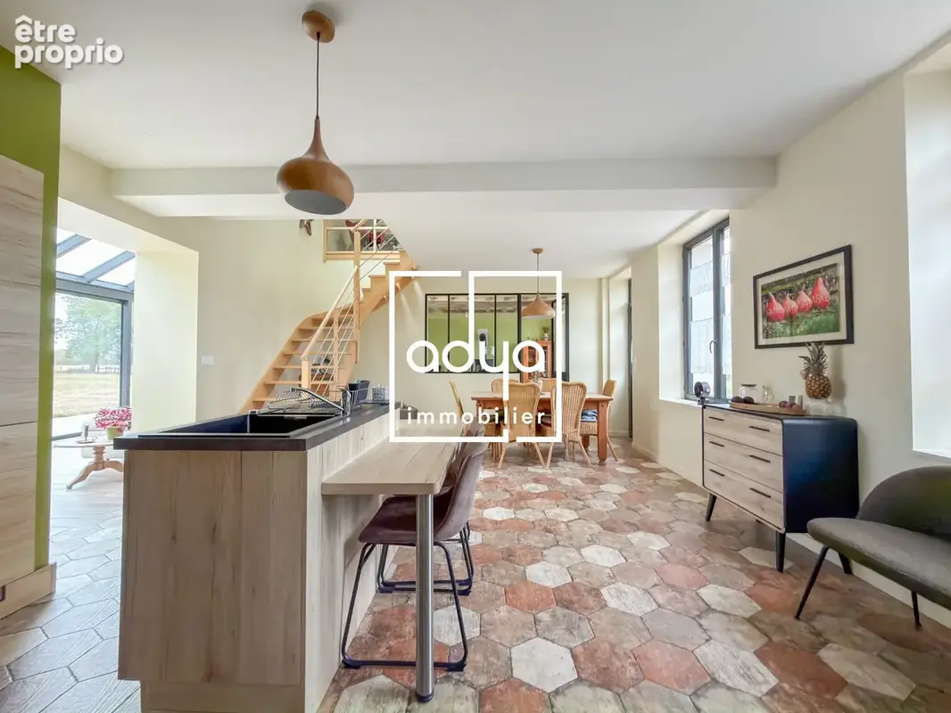 Maison 142 m² à La Suze-Sur-Sarthe  - photo 6
